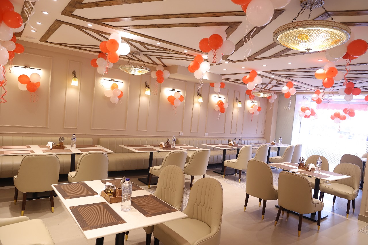 Restaurant Ambience